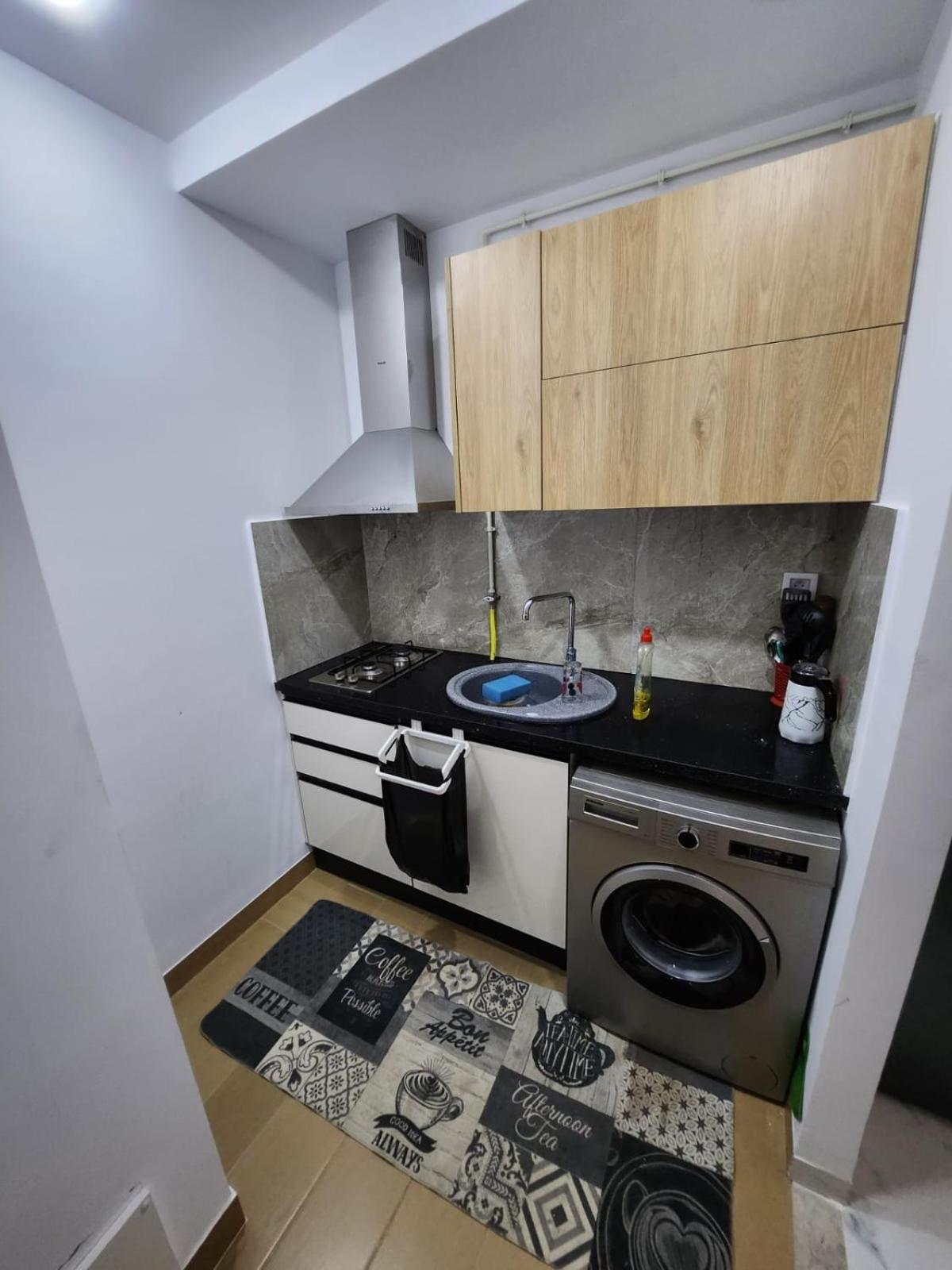 Appartamento Elegant S1 Meuble Garde A Ariana -Tunis Esterno foto