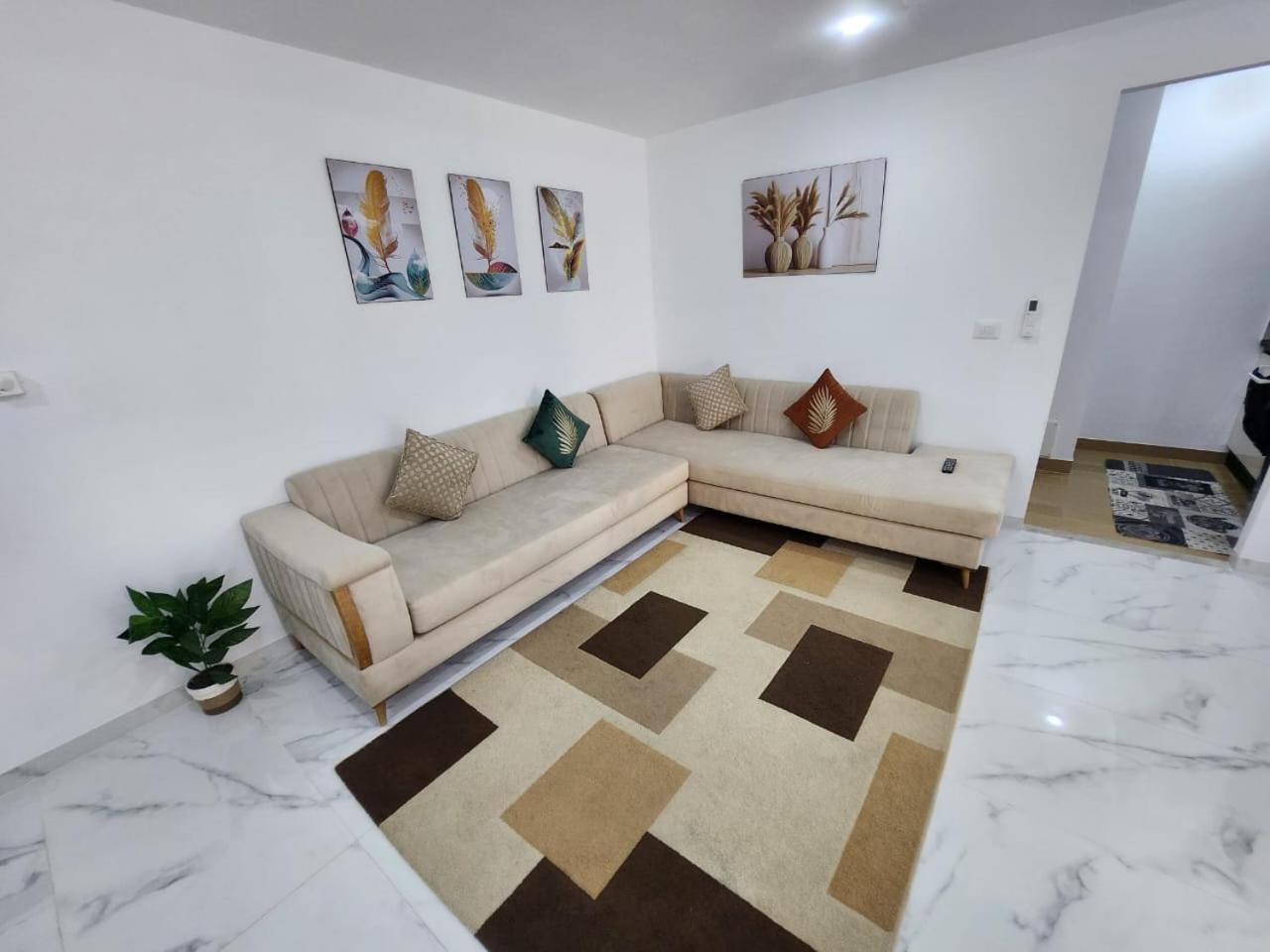 Appartamento Elegant S1 Meuble Garde A Ariana -Tunis Esterno foto