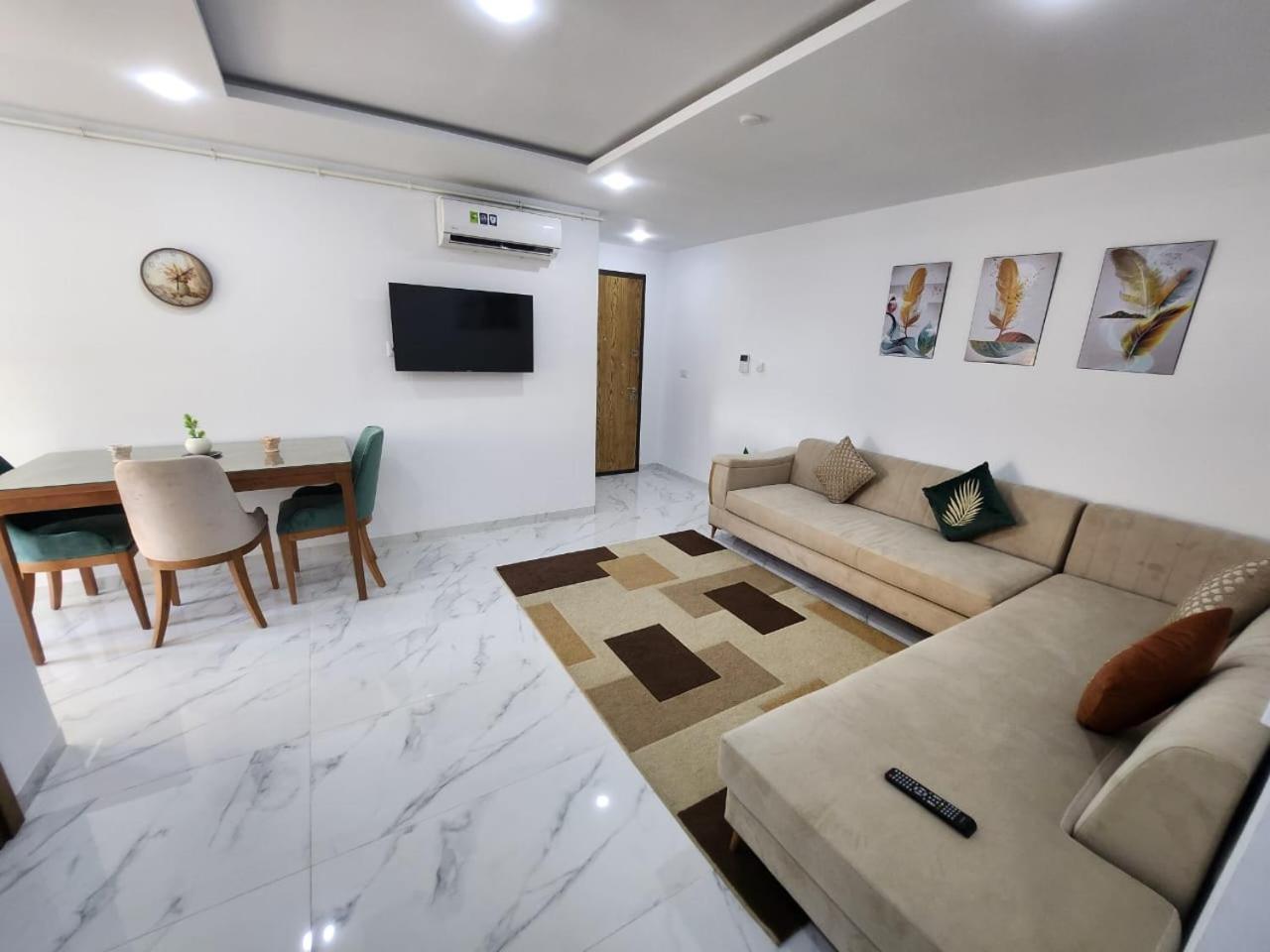 Appartamento Elegant S1 Meuble Garde A Ariana -Tunis Esterno foto