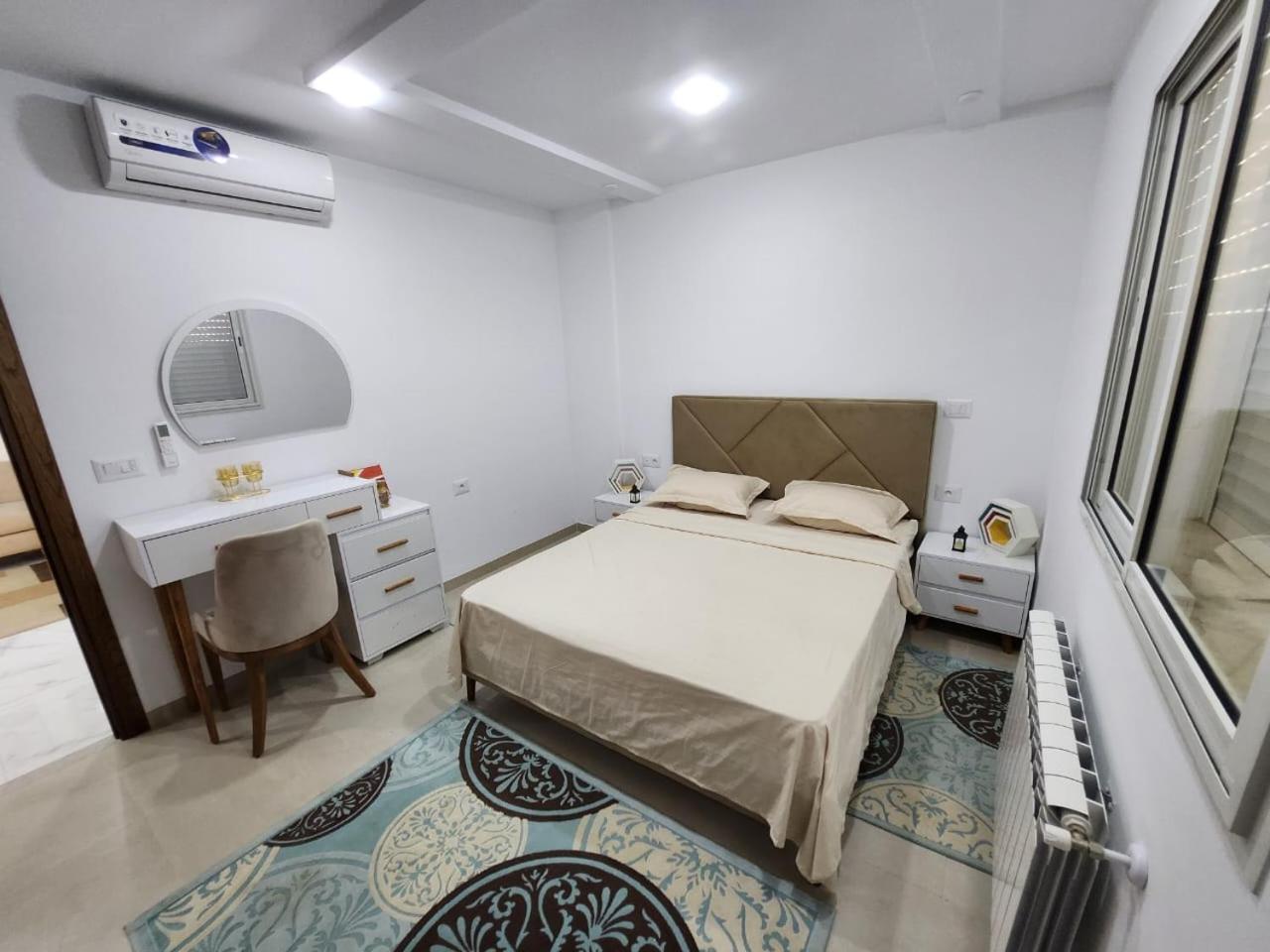 Appartamento Elegant S1 Meuble Garde A Ariana -Tunis Esterno foto